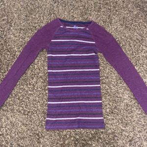 Cozy long sleeve Womens shirt❄️🌟 good condition, smoke free home!